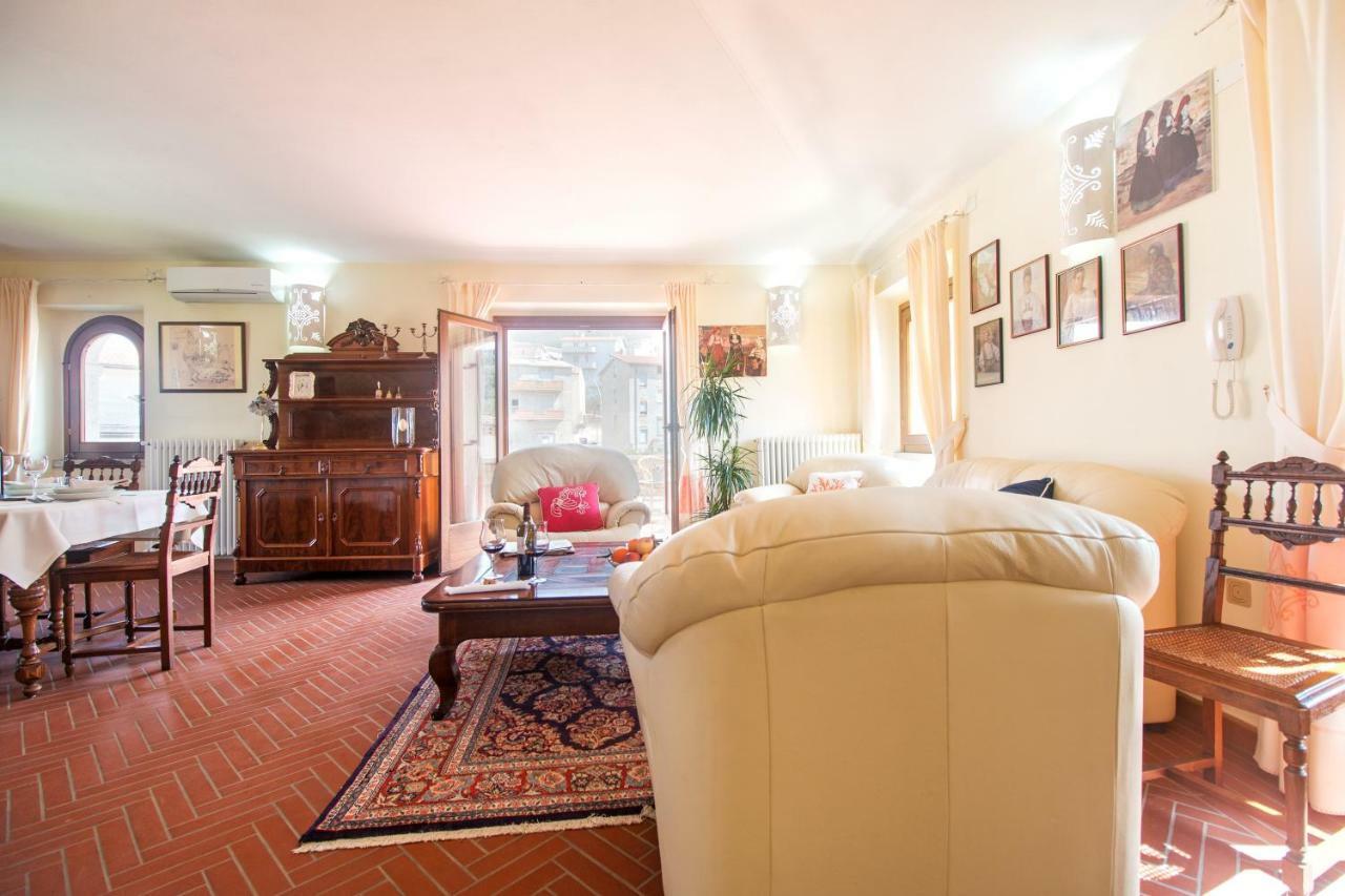 Villa Corrasi Oliena Luxury ภายนอก รูปภาพ