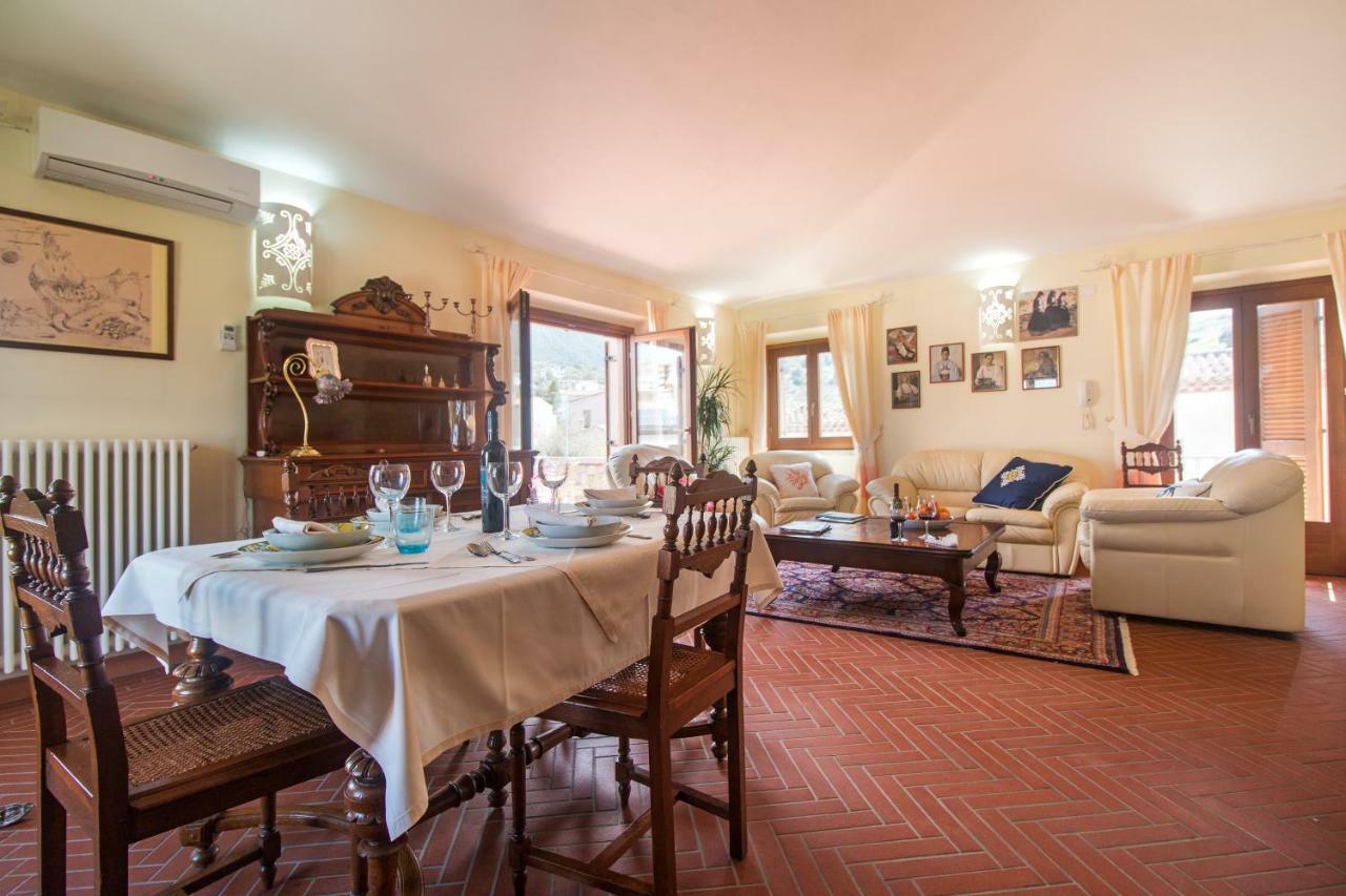 Villa Corrasi Oliena Luxury ภายนอก รูปภาพ