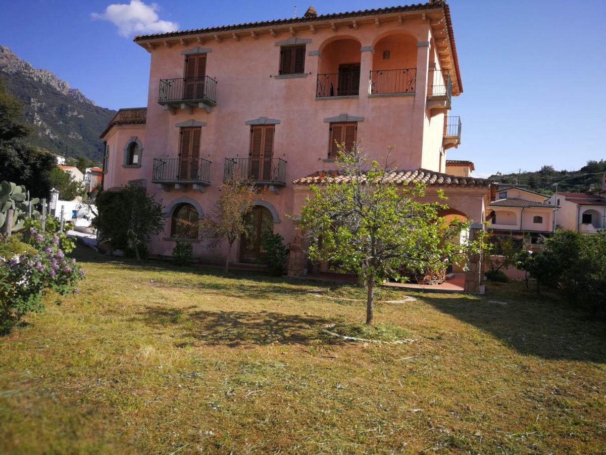 Villa Corrasi Oliena Luxury ภายนอก รูปภาพ